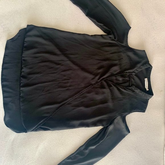 Light Black Blouse - Picture 2 of 3